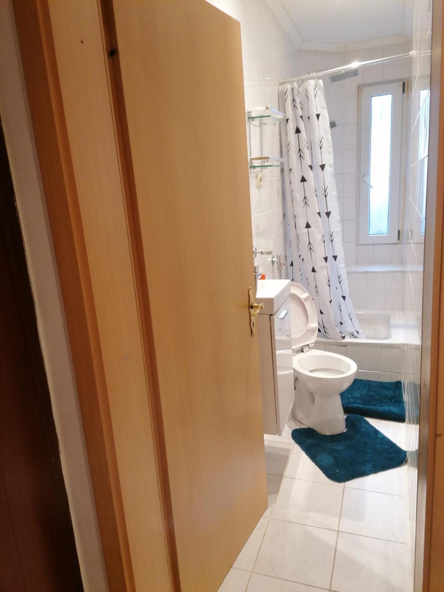 Privatzimmer-2 In Ruhiger Lage 9Min Von Hbh Нюрнберг Екстериор снимка
